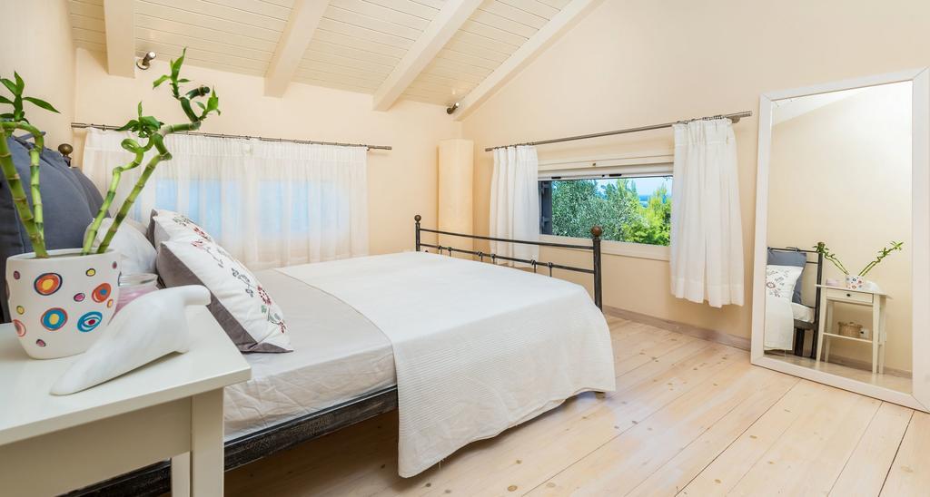Villa Oliva, In A Serene Location & Private Pool, By Zantewize Akrotiri  Dış mekan fotoğraf