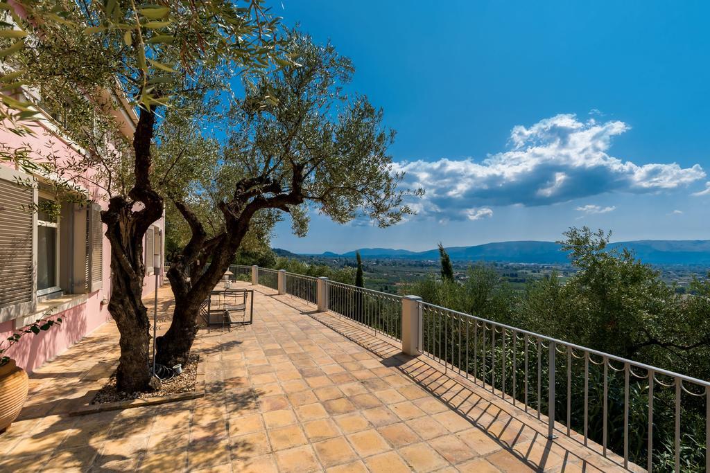 Villa Oliva, In A Serene Location & Private Pool, By Zantewize Akrotiri  Dış mekan fotoğraf